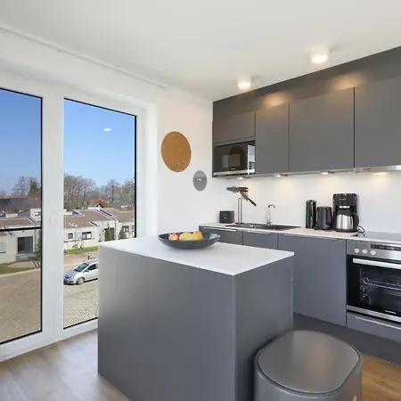 2 Bedroom Cozy In Lembruch-duemmer Apartment