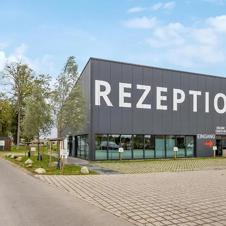 2 Bedroom Cozy In Lembruch-duemmer Apartment